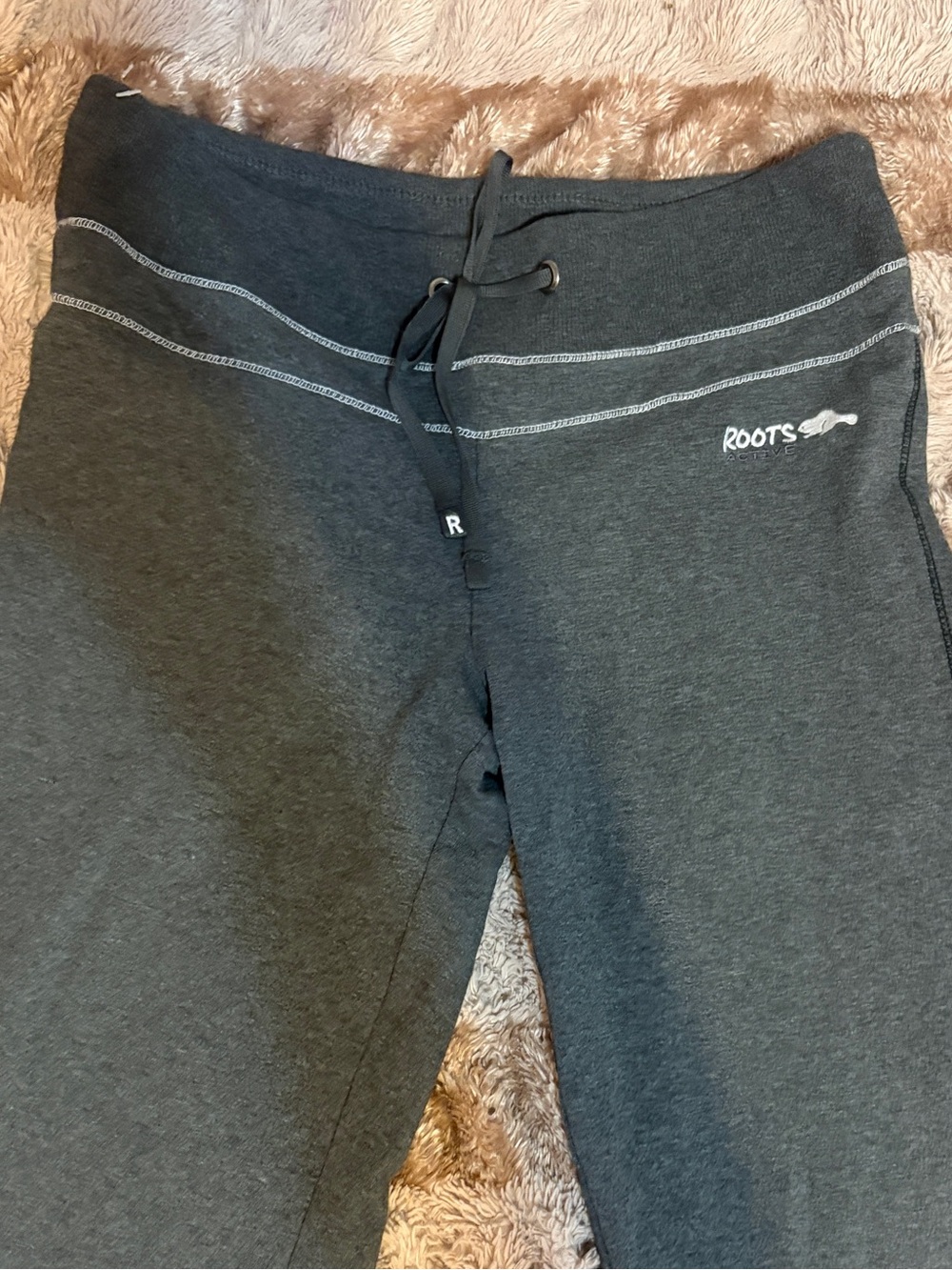 Vintage Roots Sweats - Picture 2 of 7